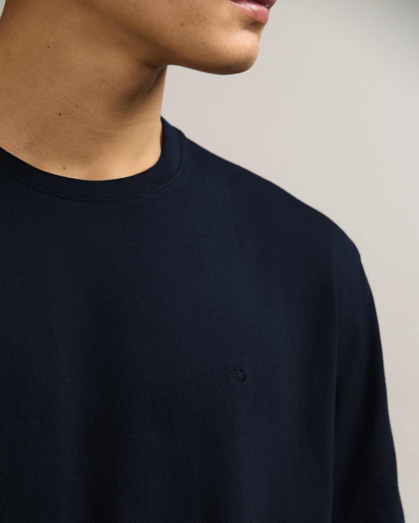 classic crew t-shirt navy smiley