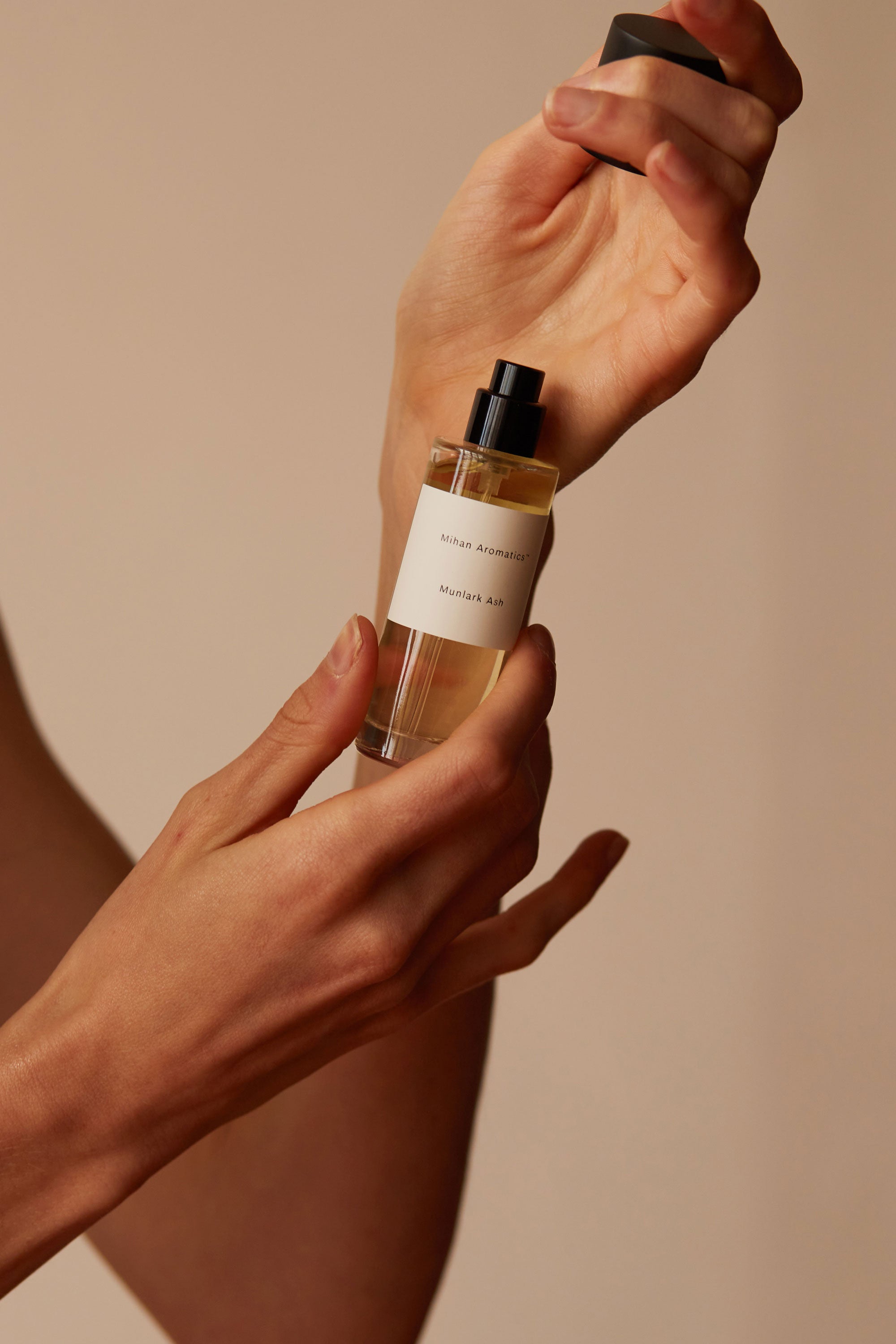 Mihan Aromatics Munlark Ash in Parfum